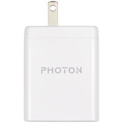 Encuentra el cargador de pared Photon Force 65W USB-C blanco en Guatemala para una carga rápida y eficiente.