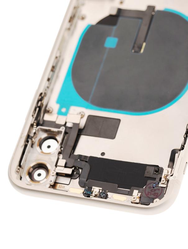 Tapa trasera para iPhone 11 con componentes pequeños pre-instalados (Usada original Grado C) (Blanco)